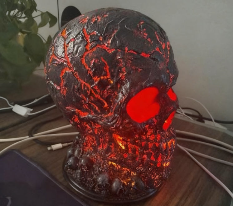 Halloween Skull Desk Lamp – image 5