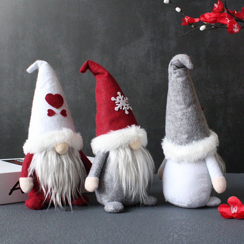 Hooded Faceless Doll – image 3