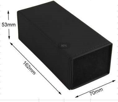 Sunglasses With Cases And Cleaning Cloth – image 5