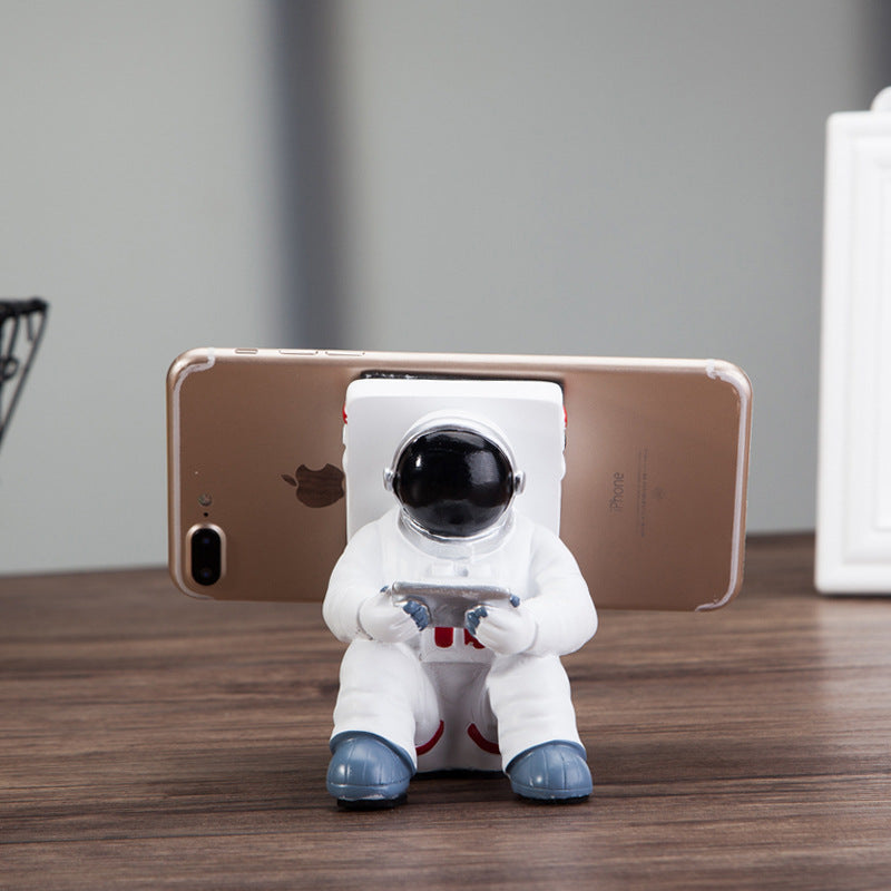 Astronaut Desktop Phone Stand – Fun Desk Decor – image 4