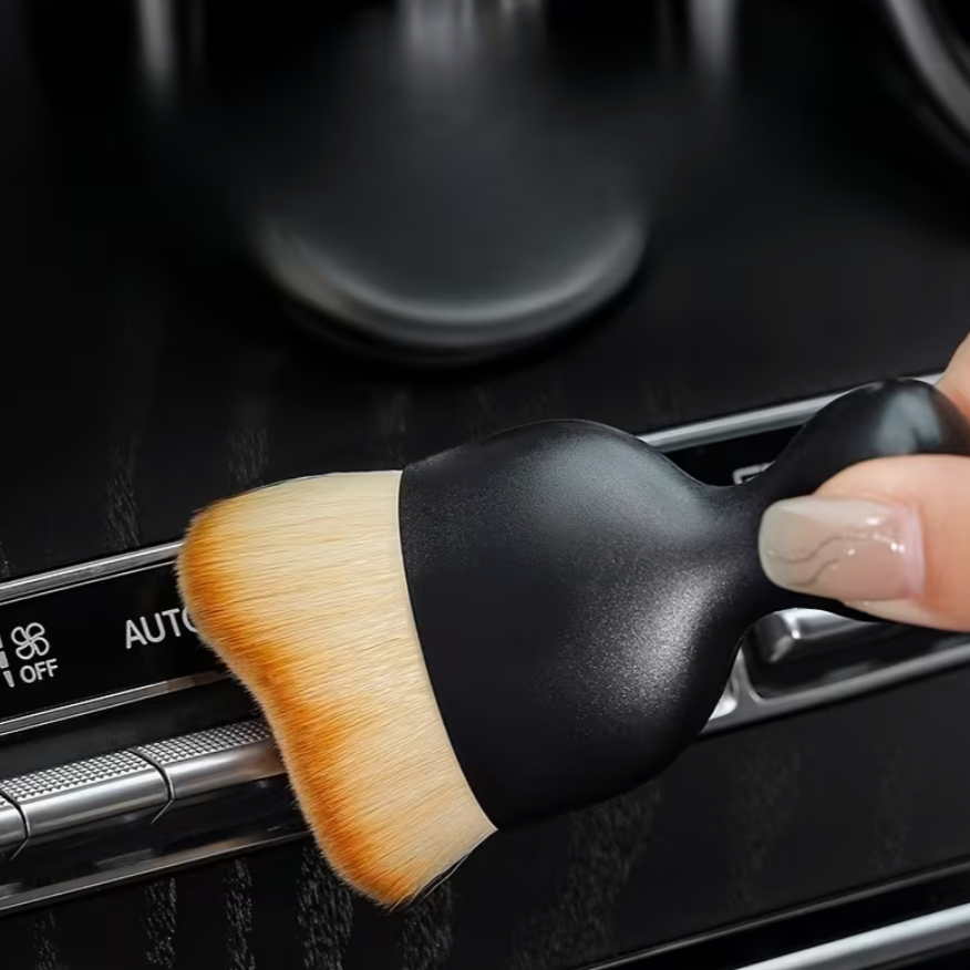 Car Air Vent Cleaning Brush – Soft Bristle Interior Detailing Tool