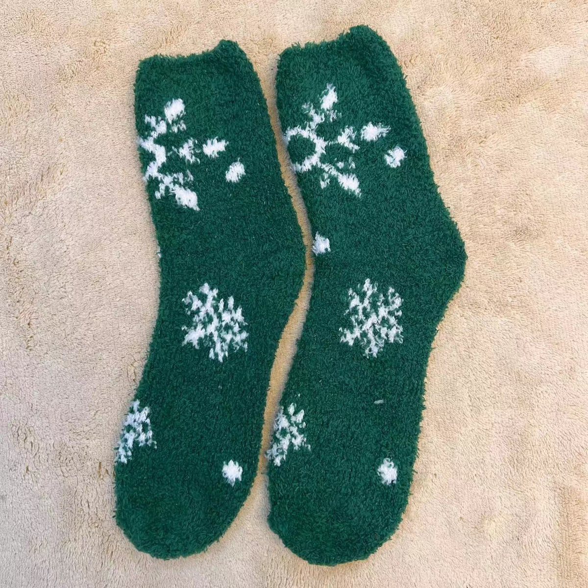 Christmas Slipper Socks with Grip Sole – Fluffy Plush Bed Socks
