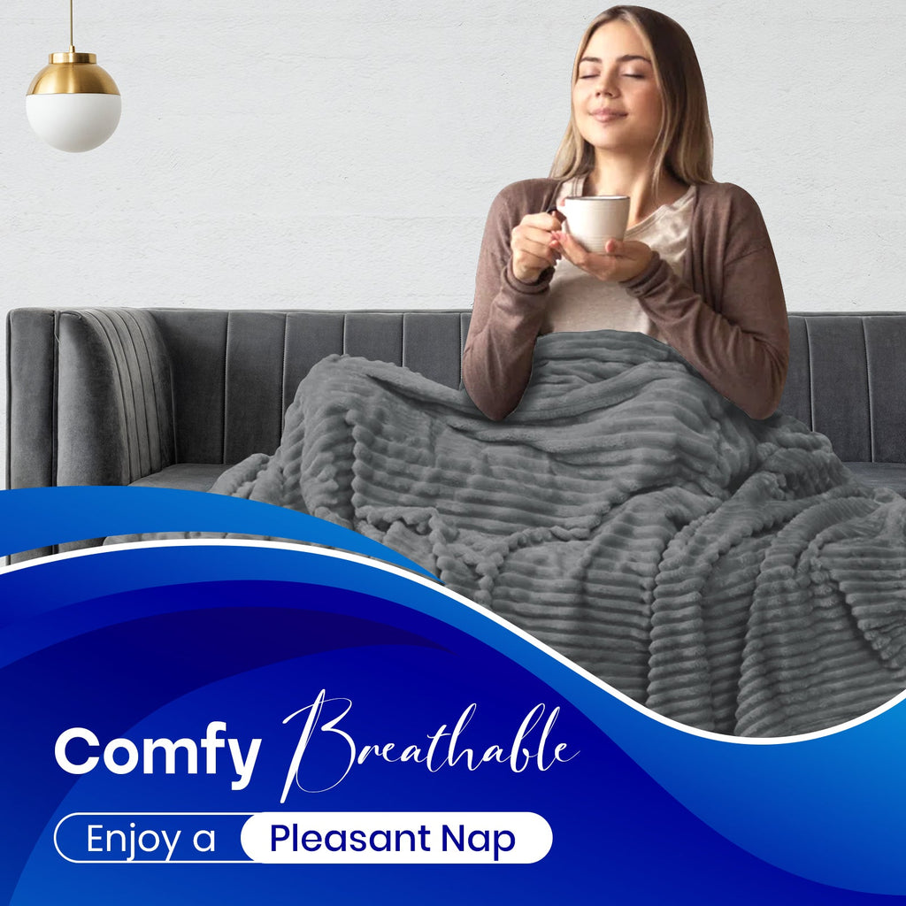 Striped Fleece Throw Blanket – image 3