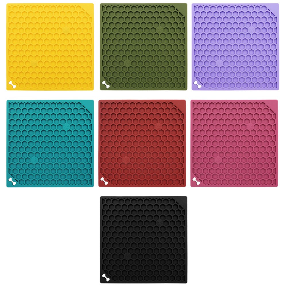 Honeycomb Lick Mat Slow Feeder – image 11