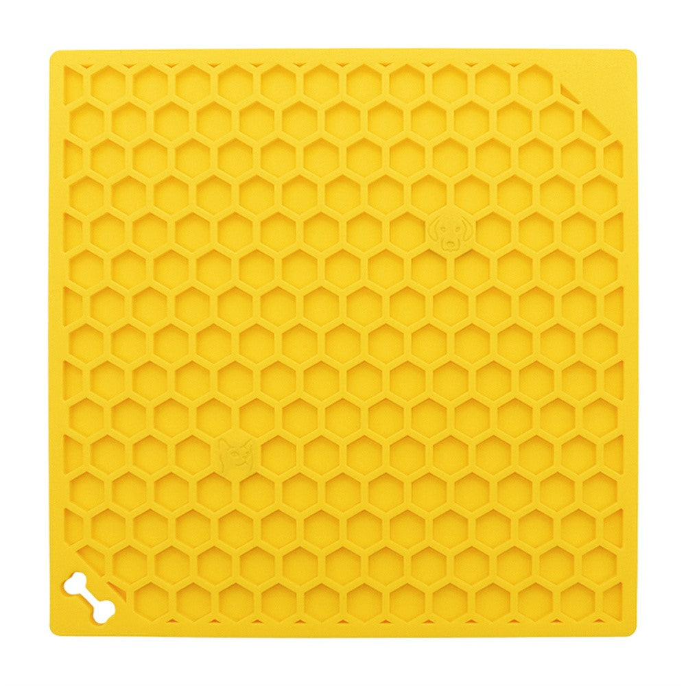 Honeycomb Lick Mat Slow Feeder – image 17