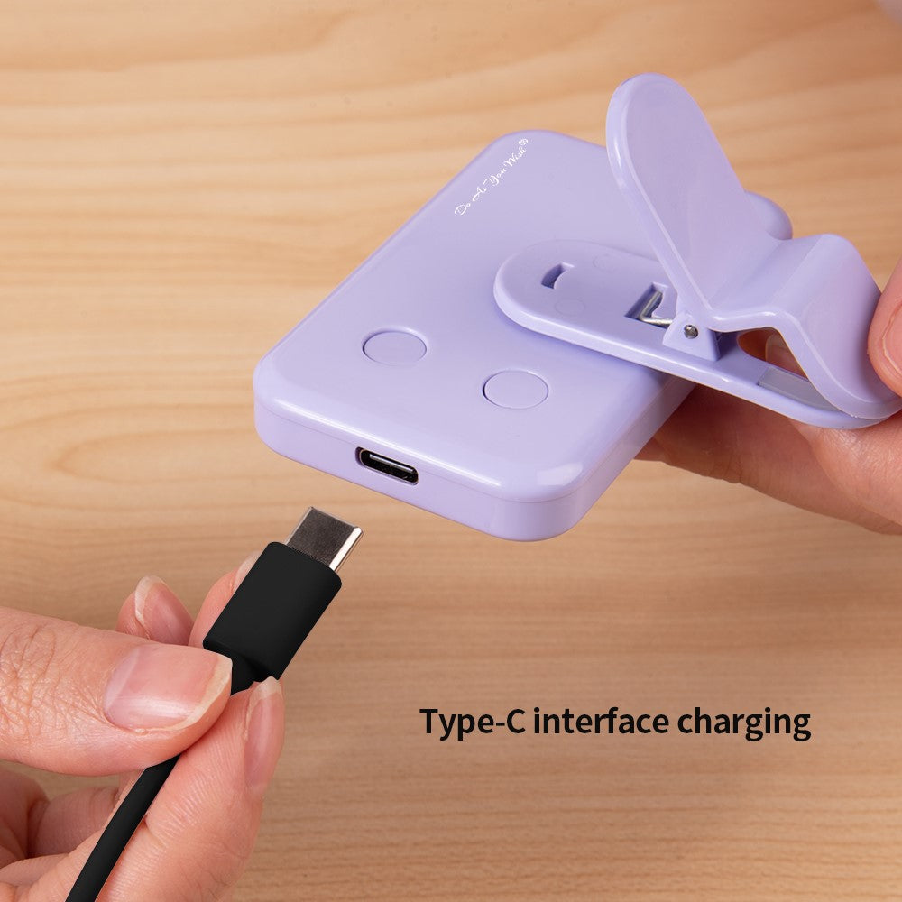 Mini Clip-On LED Light – Rechargeable, Adjustable Colour Temperature