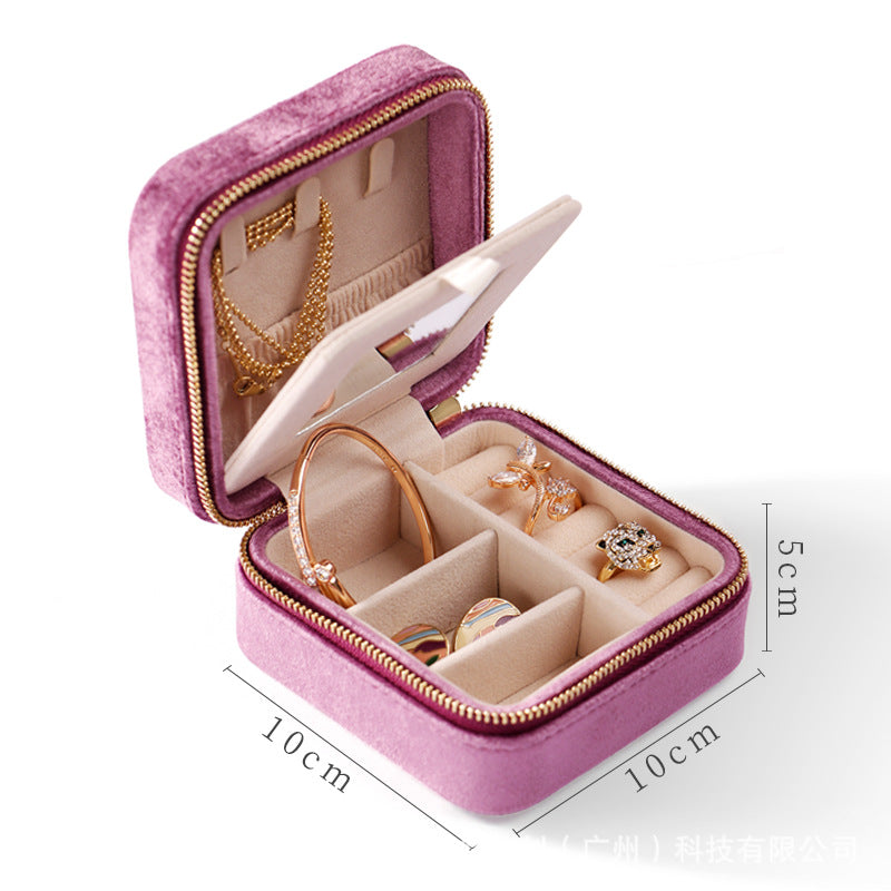 Velvet travel jewellery box - image 6