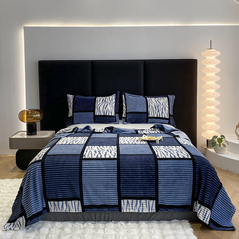 Plush Striped Flannel Throw Blanket – Soft Warm Sofa & Bed Throw – main image